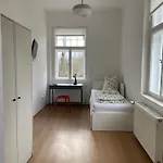 Natalie شقة *